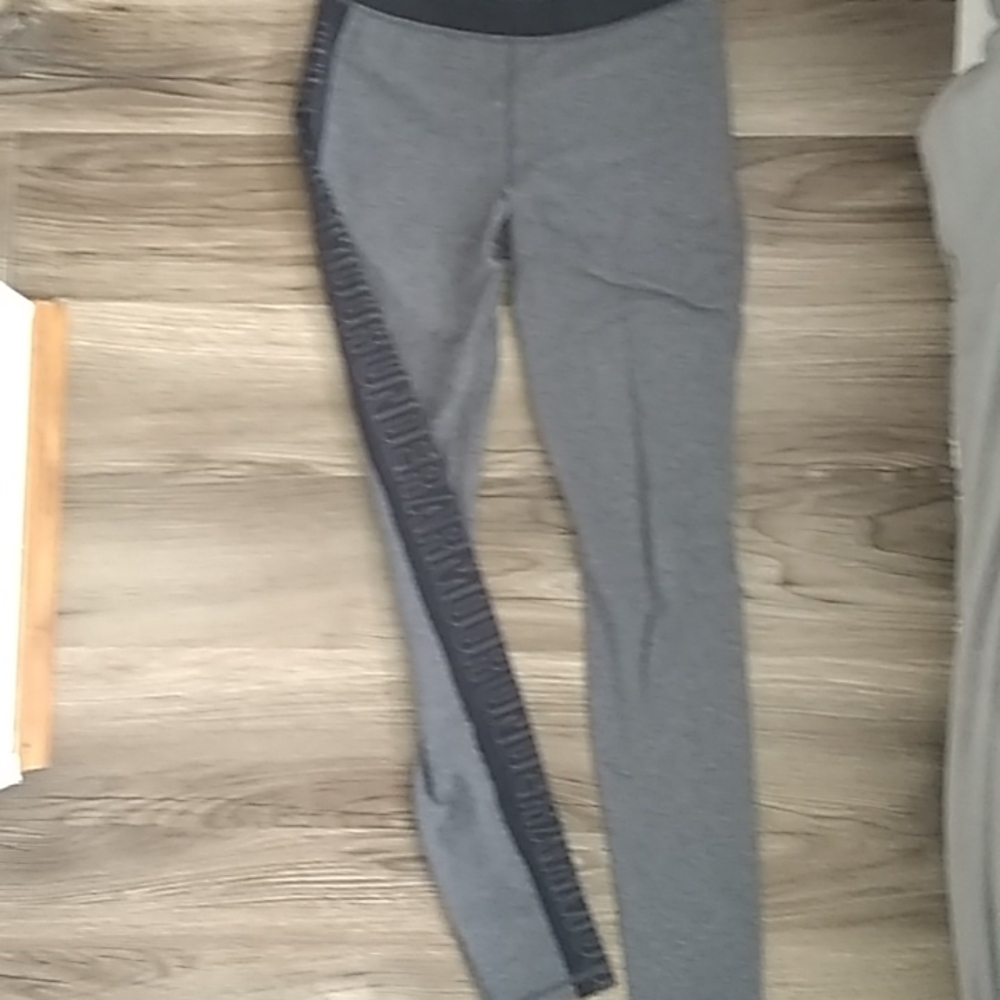Under armour leggings